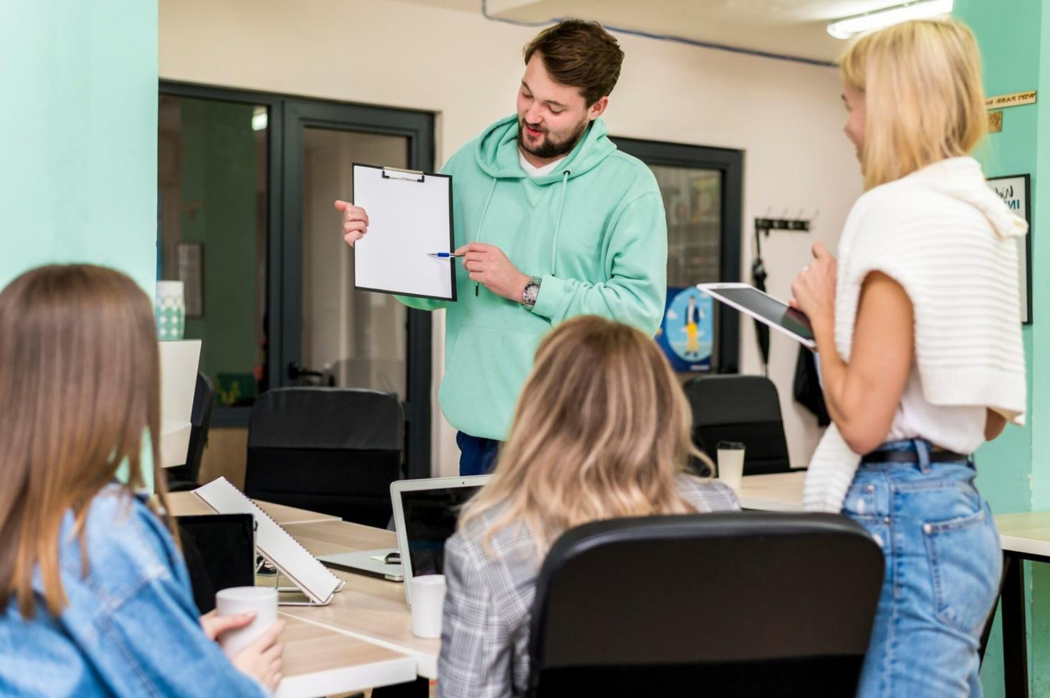 Database optimization and performance monitoring dashboard